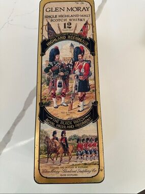12-Year Single Highland Malt Scotch Whisky Decorative Tin - Gold